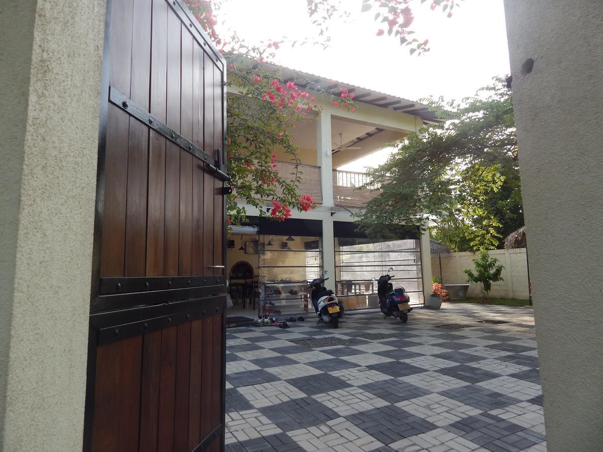 Jj'S Hostel Mirissa Ngoại thất bức ảnh